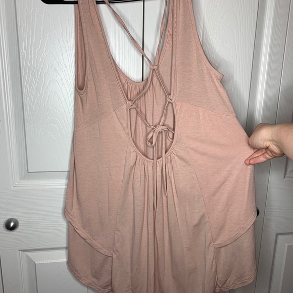 Tank top - Picture 4 of 9